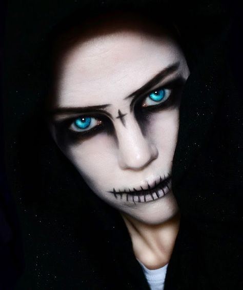 Makeup by Louisa: Grim Reaper Reaper Makeup, Grim Reaper Makeup, Female Grim Reaper, Den Mrtvých, Grim Reaper Costume, Reaper Costume, Grim Reaper Halloween, Creepy Halloween Makeup, Halloween Costumes Makeup