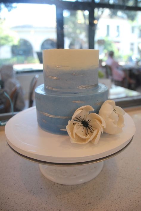 Light Blue 2 Tier Cake, Ombre Blue Cake, Hombre Cake, Ombre Cakes, Gluten Free Wedding, Dreamy Ocean, Heart Cakes, Floral Wedding Cakes, Ombre Cake