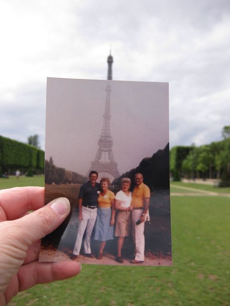 Dear Photograph Dear Photograph, Forced Perspective Photography, Photoshop Inspiration, Forced Perspective, Perspective Photography, Family Inspiration, Thanks Mom, City Painting, Summer Photoshoot