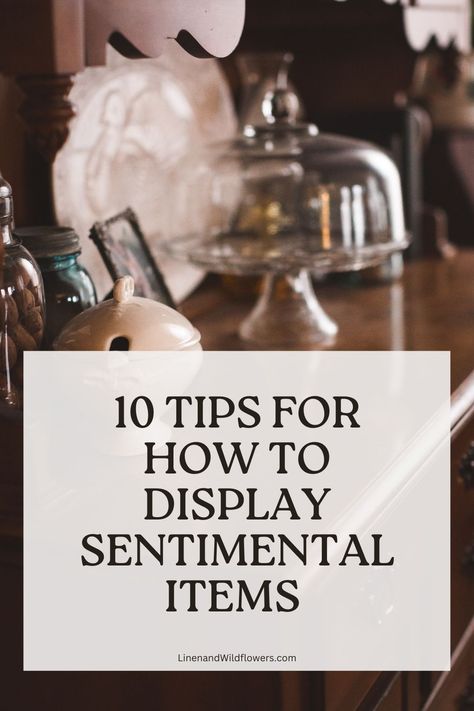 Sentimental Decor Ideas, Memories Shadow Box Ideas, Sentimental Display Ideas, How To Display Tiny Things, Sentimental Keepsakes Ideas, Historical Display Ideas, Memory Box Display Ideas, Display Small Items, Displaying Small Collectables