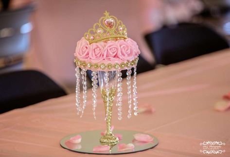 Ameera's 1st Royal Birthday | CatchMyParty.com Princess Theme Baby Shower Centerpieces, Crown Centerpiece Ideas, Princess Baby Shower Centerpieces, Princess Centerpiece Ideas, Royal Princess Birthday Party, Princess Birthday Centerpieces, Princess Party Centerpieces, Princess 1st Birthday Party, Royal Fiveness