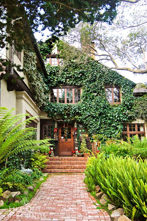 The exquisite and romantic Old Monterey Inn, Monterey, California. http://goo.gl/GZf6bj Monterey California Photography, Monterey Style, Monterey California, Mill Valley, California Dreamin', California Homes, New Year Celebration, House Stuff, Monterey