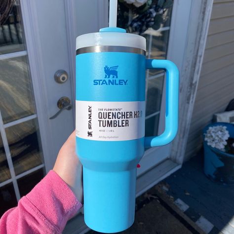 Bnwt Stanley 40 Oz Travel Quencher In Pool Shipped With Love And Care Pool Blue Stanley Cup, 30oz Stanley Cup, Rare Stanley Cup, Pool Stanley, Stanley Blue, Stanley Colors, Stanley Cup Aesthetic, Blue Stanley, Stanley Adventure Quencher