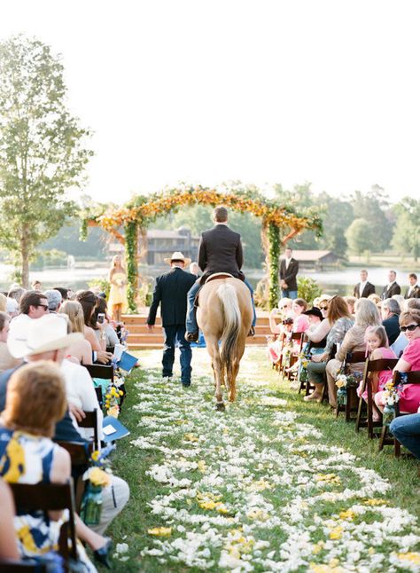 Equestrian Wedding, Horse Wedding, Louisiana Wedding, Wedding Etiquette, Wedding Pets, Floral Event Design, Invitations Wedding, Western Wedding, Wedding Aisle