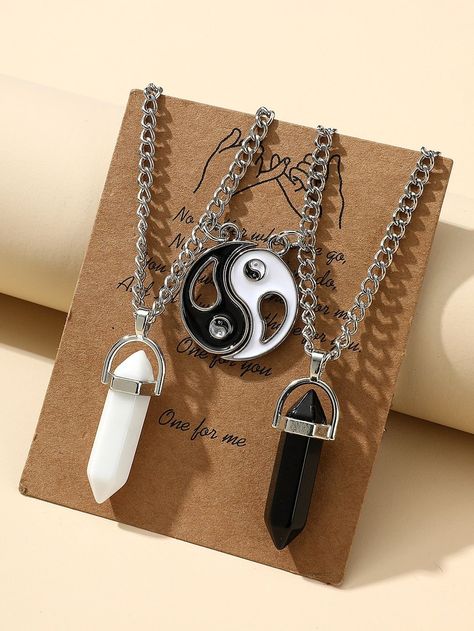 Colares Aesthetic, Collares Aesthetic, Yin Yang Jewelry, Couples Necklaces, Matching Necklaces For Couples, Emo Jewelry, Couples Jewelry, Yin Yang Charm, Necklaces Black