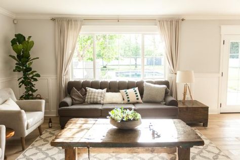 Cozy Living Room With Gray Sofa, Large Picture Window Picture Windows Living Room, Grey Sofa Living Room, Window Treatments Living Room, Picture Window, Trendy Living Rooms, Living Room Windows, Living Room Remodel, Livingroom Layout, Room Remodeling