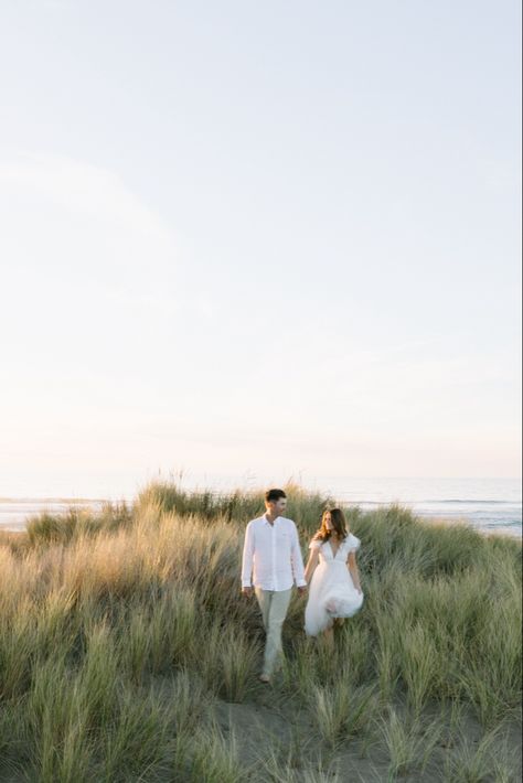 Engagement pictures, photoshoot, couples photoshoot, Engagement, couples engaged, 2024 bride, cinematic engagement photos, engagement photo inspiration, engagement photo ideas, film engagement photos, california engagement photos, 35mm film pictures, candid engagement photos, Victoria Beardslee Photography Cliffs Engagement Photos, Light Airy Photography, Dreamy Beach Engagement Photos, Cozy Beach Engagement Photos, Canon Beach Engagement Photos, Southern California Engagement Photos, Greenery Engagement Pictures, Coastal Engagement Photos, Engagement Photos Miami