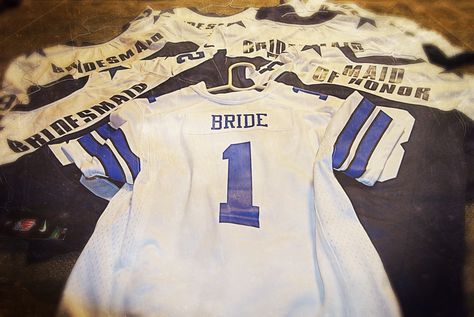 Sports Themed Wedding Shower. Dallas Cowboys Jerseys for the Bridal Party. The Bridesmaids had the throwback jerseys and the Bride the home jersey. Dallas Cowboys Wedding, Softball Wedding, Sports Themed Wedding, Football Wedding, Jersey Ideas, Simple Beach Wedding, Wedding Shower Themes, Cowboy Wedding, Sports Wedding