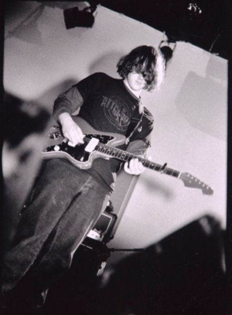 Shoegaze Fashion, Kevin Shields, Underground Music, Album Art, Music Stuff, My Vibe, Guitarist, I Love Him, Good Music