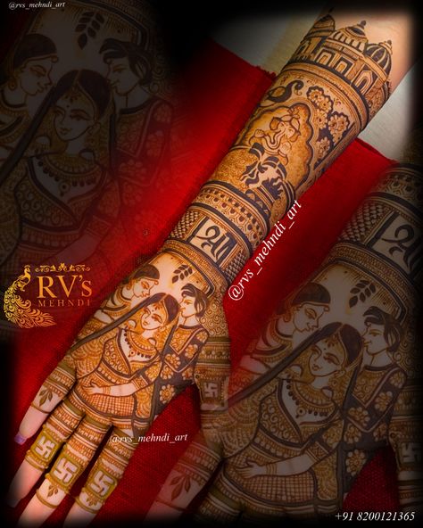 Bride with her mom dad Mehndi Designs Bridal Hands, Brides Mom, Design Mom, Bridal Mehndi, Hand Henna, Mehndi Designs, Polynesian Tattoo, Mom And Dad, Hand Tattoos