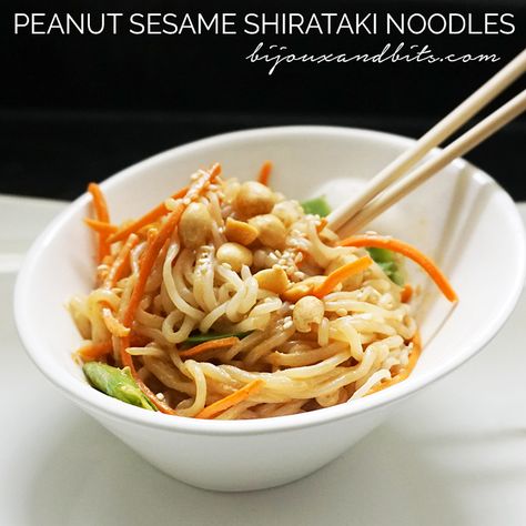 Peanut sesame shirataki noodles recipe from @bijouxandbits Shirataki Recipes, No Carb Pasta, Miracle Noodles, Vegan Noodles, Vegan Keto Recipes, Shirataki Noodles, Sesame Noodles, Low Carb Pasta, Low Carb Vegan