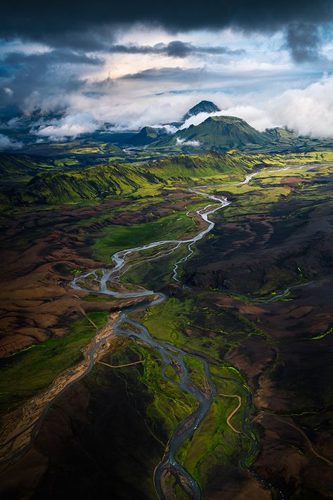 Marco Grassi, Fantasy Places, Alam Yang Indah, Beautiful Places To Visit, Nature Aesthetic, Landscape Photographers, Fantasy Landscape, Nature Travel, Aerial View