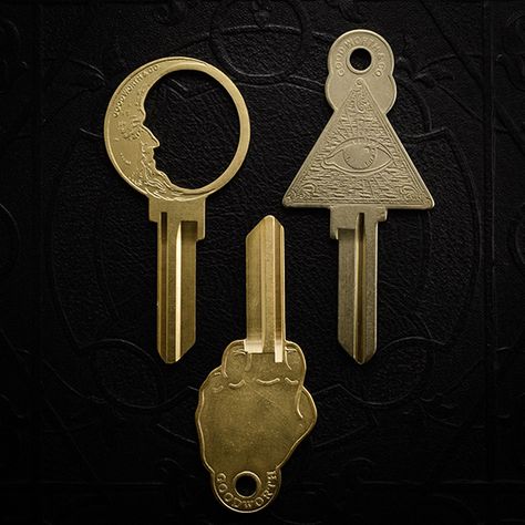 These key blanks from jeweler Erica Weiner are easily the best I’ve ever seen. Choose from three designs – Good... Cute Keys Aesthetic, Key Blanks, Unique Key, Weiners, Up House, Key To My Heart, Key Design, Humble Abode, Housewarming Gifts