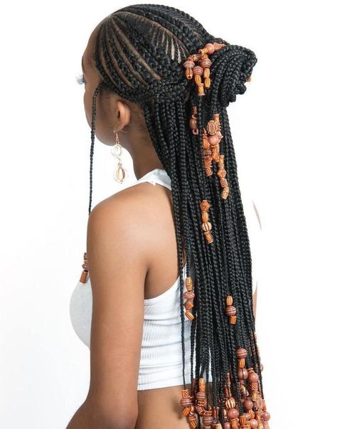 Braids And Beads, Ghana Weaving, Cabello Afro Natural, Weave Hair, Long Box Braids, Hair Twist, Afrikaanse Mode, Twist Styles, Fulani Braids