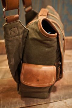 Elkton Messenger Satchel Canvas Bag - Waxed Canvas Leather Trim by Buffalo… Buffalo Jackson Men, Leather Canvas Bag, Vintage Canvas Bags, Buffalo Jackson, Leather Messenger Bags, Waxed Canvas Bag, Canvas Leather Bag, Textile Bag, Leather And Canvas