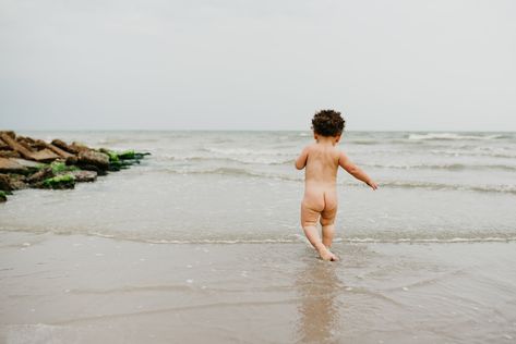 Two Year Old Beach Photo Shoot, 1 Year Birthday Photoshoot Beach, One Year Beach Photoshoot, Beach One Year Old Pictures, One Year Old Beach Photoshoot, Levi Photoshoot, Jj Pictures, Beach Photoshoot Family, Boy Photoshoot