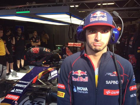 Drivers always want to drive, don't they! Cheer up @carlosainz, it's your turn tomorrow! F1 Girl, F1 Funny, Racing Drivers, A Short Story, Smooth Operator, Good Luck Quotes, Scuderia Ferrari, Drive Me Crazy, Fancy Cars