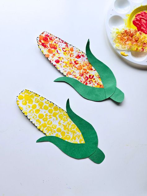 Second Grade Art Projects Fall Crafts, Corn Craft For Toddlers, Corn Activity Preschool, Corn Art For Toddlers, Indian Corn Craft Preschool, Indian Corn Crafts For Kids, Harvest Crafts Kids, Corn Crafts For Toddlers, Corn Crafts Preschool