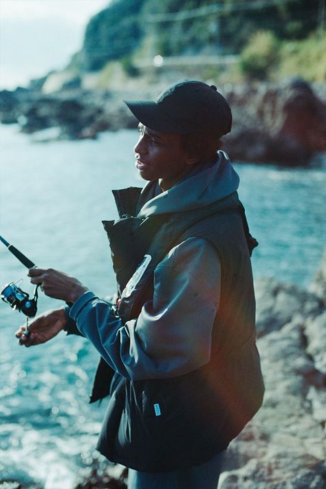 DAIWA PIER39 Fall/Winter 2020 Collection Lookbook | HYPEBEAST Daiwa Pier39, Freeport Maine, Photo Concept, Brand Personality, Hiking Aesthetic, City Boy, Fish Man, Wool Shirt, Sports Wear