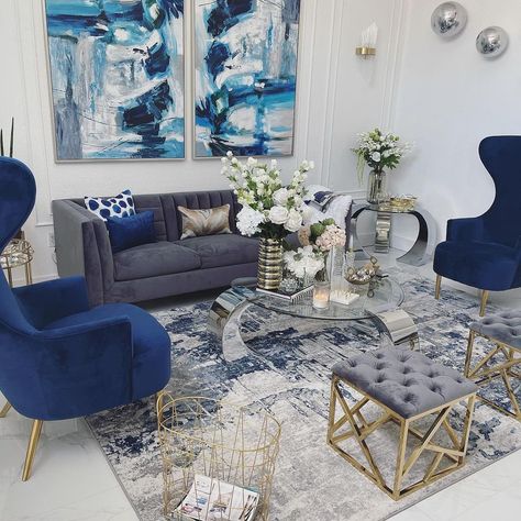 Jelena on Instagram: “Absolutely gorgeous home by @decora_con_yeni 😍😍. Do you like the color blue in interior design? Follow @jay_lina_decor for more inspiration…” Luxury Apartment Decor, Dining Room Decor Modern, Black Living Room Decor, Best Living Room Design, Different Shades Of Blue, Living Room Decor Gray, The Color Blue, Kitchen Decor Apartment, Black Living Room