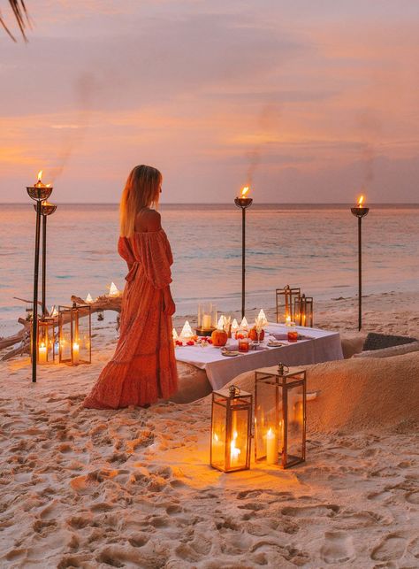 These are the best Maldives resorts for couples including luxury Maldives hotels for couples and the most romantic Maldives resorts. Get complete reviews of the top Maldives resorts for couples here. | maldives resorts honeymoon | maldives honeymoon resort hotels | maldives honeymoon romantic hotels | honeymoon maldives hotels | maldives romantic honeymoon destinations | maldives honeymoon romantic beach resorts | maldives resort romantic | maldives honeymoon resort hotels Maldives Honeymoon Romantic, Best Resorts In Maldives, Honeymoon Maldives, Maldives Hotels, Maldives Resorts, Tropical Travel Destinations, Romantic Hotels, Maldives Hotel, Maldives Honeymoon