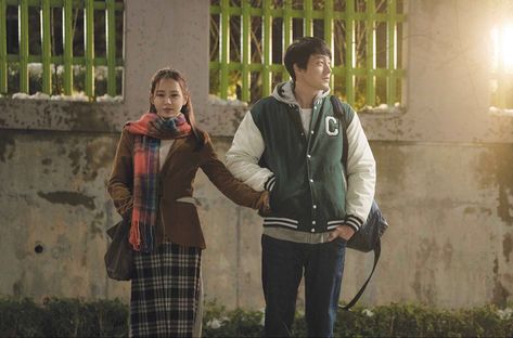 Son Ye Jin, Korean Drama Series, Be With You Movie, So Ji Sub, Asian Film, Movie Shots, Movie Couples, Korean Drama Best, Upcoming Movies