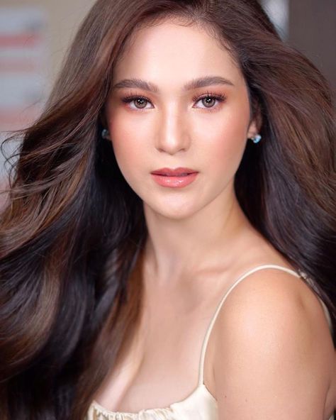 Barbie Imperial, Georgina Wilson, Barbi Benton, Eternal Beauty, Face Photo, Innovative Fashion, A Celebrity, Cara Delevingne, Jamie Dornan