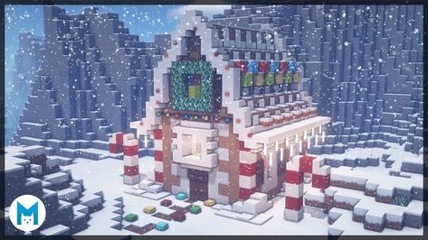 Winter Wonderland Minecraft Builds, Gingerbread House Minecraft, Minecraft Gingerbread House, Minecraft Winter Builds, Build A Gingerbread House, Minecraft Heads, House In Minecraft, Easy Minecraft Cake, Interior Design Instagram