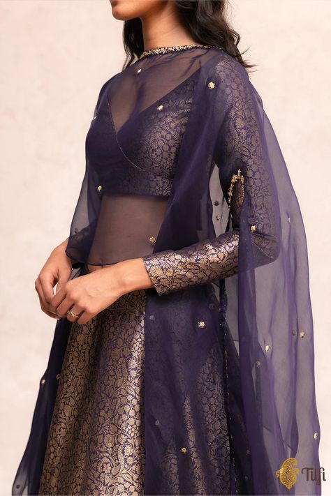 Lehenga Designs Blouse Design, Mostlysane Outfits, Banarasi Suit Designs Latest, Blue And Purple Outfit, Banarasi Lehengas, Flare Lehenga, Lengha Design, Navy Blue Lehenga, Organza Cape