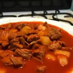 Carne Desebrada, Chile Colorado, Frijoles Refritos, Family Meal Planning, Red Curry, Thai Red Curry, Family Meals, Mexican Food Recipes, Meal Planning