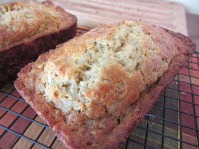 Moist Banana Bread, an Amish recipe  MY REVIEW 4/4/14- Just made this. It is moist and delicious! One of the best banana bread recipes I've made. Will ditch the others and this will be my go to recipe from now on. I omitted the nutmeg. Amish Bread, Zucchini Banana, Amish Friendship Bread, Friendship Bread, Loaves Of Bread, Banana Bread Recipe Moist, Pane Dolce, Moist Banana Bread, Banana Nut Bread