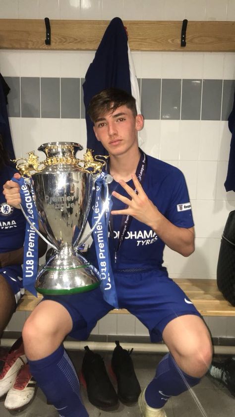 Billy Gilmour, Chelsea Football Team, Cute Football Players, Shoma Uno, Rangers Fc, Chelsea Football Club, England Football, Chelsea Football, Football Wallpaper