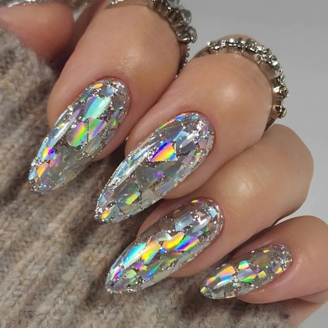 Broken Glass Nails, Glass Nails Designs, Nails Designs Simple, Nails Designs Short, Shattered Glass Nails, Glass Nails Art, Nail Art Designs Images, Short Glass, Aurora Nails