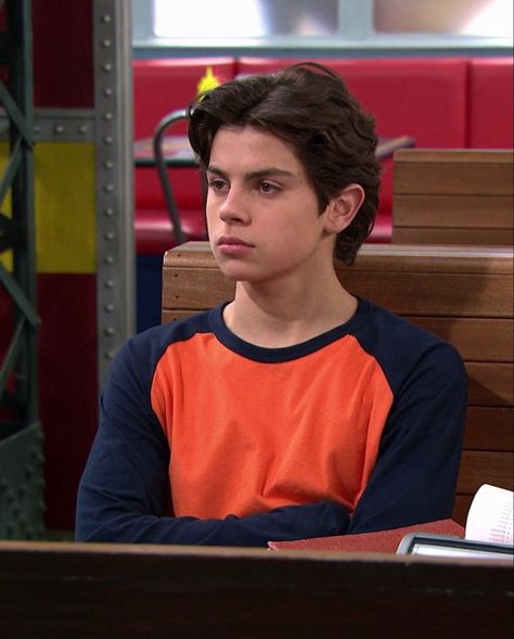 Max Russo Icons, Jake Austin, Max Russo, Jake T Austin, Waverly Place, Jake T, Disney Boys, Boys With Curly Hair, Boy Face