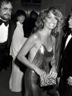 ***Disco, the '70s and All Things Studio 54*** on Pinterest | Studio 54, Bianca Jagger and Jerry Hall Studio 54 Outfits, Vestidos Oscar, Best Oscar Dresses, Farah Fawcett, Farrah Fawcet, 1970s Disco, 70's Disco, Kate Jackson, Oscar Fashion