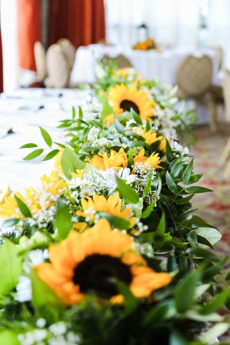 Sunflower Table Swag Head Table Runner, Sunflower Table Arrangements, Sunflower Garland, Greenery Runner, Table Swag, Sunflower Table, Sunflower Table Runner, Sunflower Centerpieces, Wedding Extras