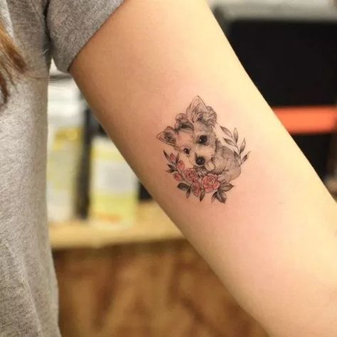 Tatoo Dog, Puppy Tattoo, Small Dog Tattoos, Dog Memorial Tattoos, Shape Tattoo, Muster Tattoos, Theme Tattoo, Detailed Tattoo, 강아지 그림