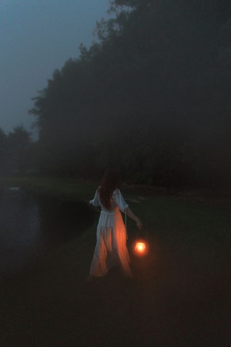 @bonnieannphotography on instagram Lake Witch Aesthetic, A24 Book, Salem Photoshoot, Lantern Photoshoot, Lantern Aesthetic, Lantern Photography, Holding Lantern, Scripture Painting, Fog Photography