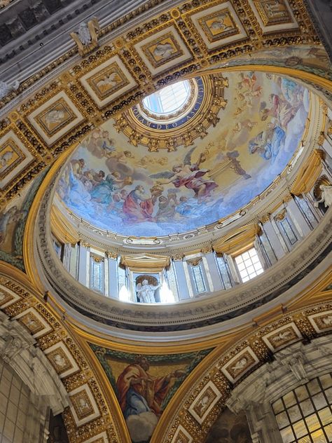 Ceiling of St. Peter's Basilica At Peters Basilica, Rome St Peters Basilica, Fit Portfolio, Fancy Places, St. Peter’s Basilica, Ancient Italy, French Trip, 2023 Moodboard, Italy History