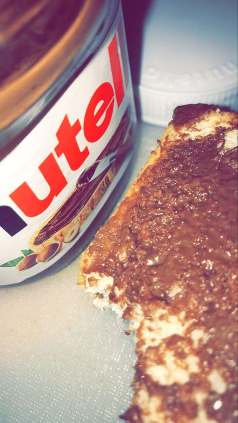 Nutella Nutella Snap, Nutella Shake, Nutella Bread, Funny Snapchat Pictures, Funny Snapchat, Streak Ideas, Hd Pic, Delicacy Food, Bear Wallpaper