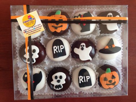 Halloween alfajores Alfajores Halloween, Halloween 2023, Chocolates, Halloween, Cake