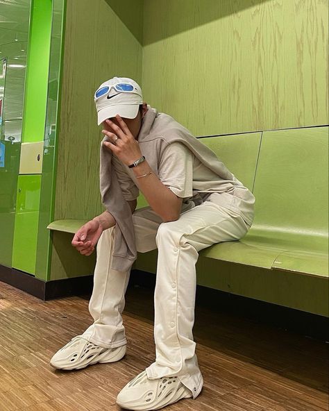 Summer outfits, outfit inspo, fit, summer fit, beige outfit, aesthetics, fits, fit inspo, foam runners, foam runners outfits, yeezy, adidas, nike hat, hat outfit, cap, cap outfit inspiration, marine serre glasses, gentle mosnter, beige outfit inspo, inspo, fashion, Beige Foam Runner Outfit, Men Outfits With Cap, Beige Yeezy Foam Runner Outfit, Adidas Foam Runner Outfits Men, Summer Foam Runner Outfit, Foam Yeezy Outfit, Yeezy Runner Outfit, Adidas Foam Runner Outfits, Foam Runner Fits