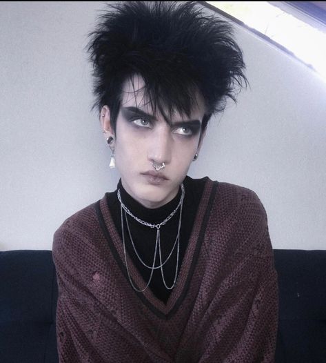 Male Emo Makeup, Goth Hairstyles Men, Goth Hair Men, Goth Makeup For Men, Tradgoth Men, Male Goth Hairstyles, Gothic Makeup Men, Goth Hair Male, Men Goth Makeup