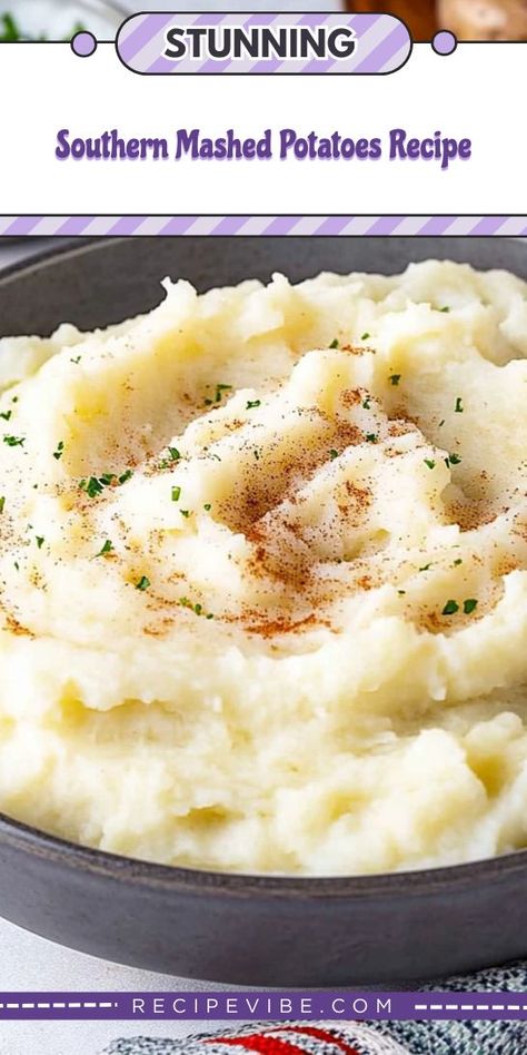 Looking for the creamiest Southern mashed potatoes recipe to elevate your comfort food game? Learn how to achieve that perfect buttery texture with our simple ingredients and techniques. Don’t forget to save this delicious recipe for your next family gathering or holiday feast! Southern Mashed Potatoes Recipe, Texas Roadhouse Mashed Potatoes, Southern Mashed Potatoes, Easy Mashed Potatoes, Best Mashed Potatoes, Mashed Potatoes Recipe, Potatoes Recipes, Creamy Recipes, Impressive Recipes