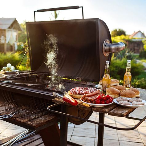 30 Grill Tips You'll Wish You Knew Sooner | Family Handyman Backyard Barbeque, Grill Party, Barbecue Restaurant, Backyard Grilling, Grill Restaurant, Samos, Backyard Barbecue, Bbq Party, Backyard Bbq