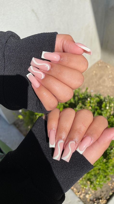 Nail Ideas Acrylic Swirl, French Top Acrylic Nails With Design, White French Tip Nails With Swirls, French Tip With Swirl Nails, French Tips With Swirls, Swirls On Nails, French Swirl Nails, Squiggly Line Nails, 21st Nails