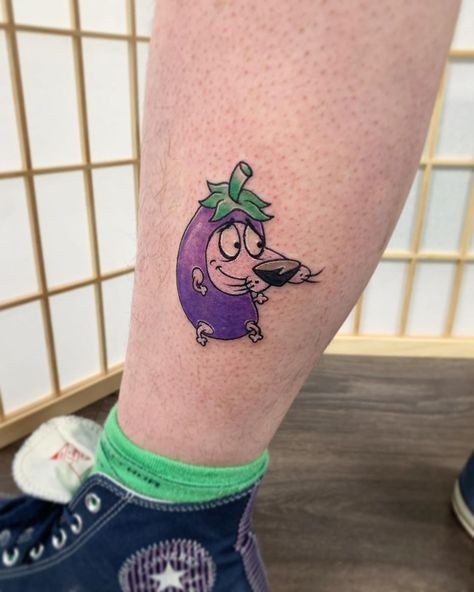 Courage The Cowardly Dog Eggplant, Courage The Cowardly Dog Tattoo Design, Course The Cowardly Dog Tattoo, Eggplant Tattoo, Small Cartoon Tattoo Ideas, Outsons Tattoo, Cartoon Network Tattoo Ideas, Courage The Cowardly Dog Tattoo, Courage Tattoo