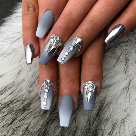 Ombre Nails: 25+ Designs And Nail Colors To For Inspiration | Grey Matte Nails, Grey Nail Art, Grey Nail Designs, Silver Nail, Nails Design With Rhinestones, Ombre Nail Designs, Gray Nails, Nagel Inspo, Diamond Nails