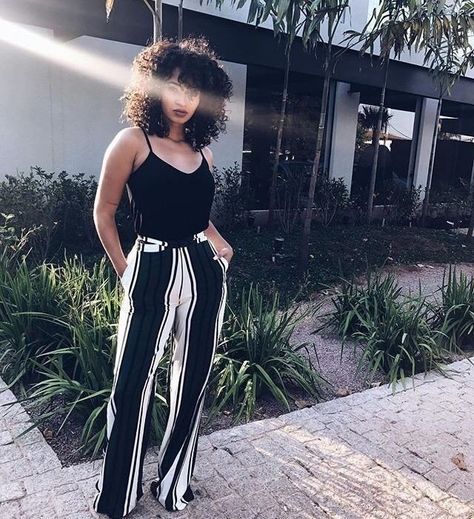 Styling palazzo pants. – Cecily Pallazo Pants Outfit, Black Palazzo Pants Outfit, Palazzo Pants Outfit, Black Palazzo Pants, Fashion 90s, Chique Outfits, Mode Casual, Pinterest Outfits, Outfits Fashion