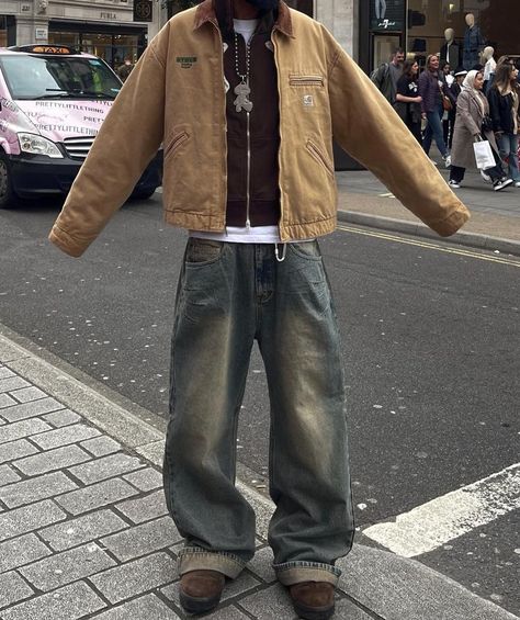 Brown Fall Outfits Men, Mens Outfits Layering, Masc Fall Fits, Fall Layering Outfits Men, Brown And Maroon Outfit, Casual Male Outfits Street Style, Fall Outfits For Men Casual, Winter Outfits Masc, Old School Style Men